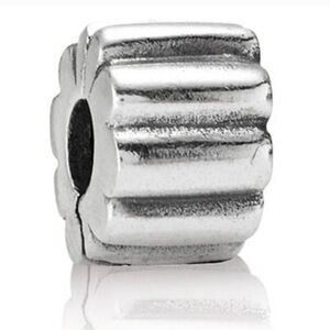 Authentic Retired Pandora ‘Ribbed’ Clip Charm Sterling Silver S925 ALE